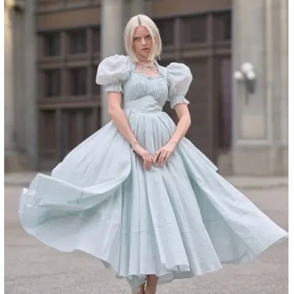 Teardrop Portrait Of A Lady Gown